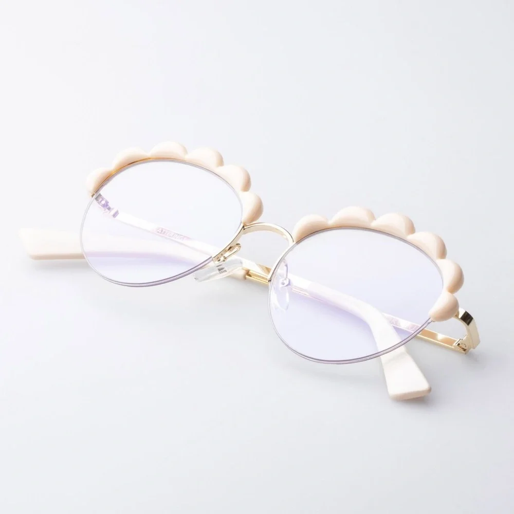 NEW The Book Club Shady Flattering's A Cover Blue Light Glasses Ivory